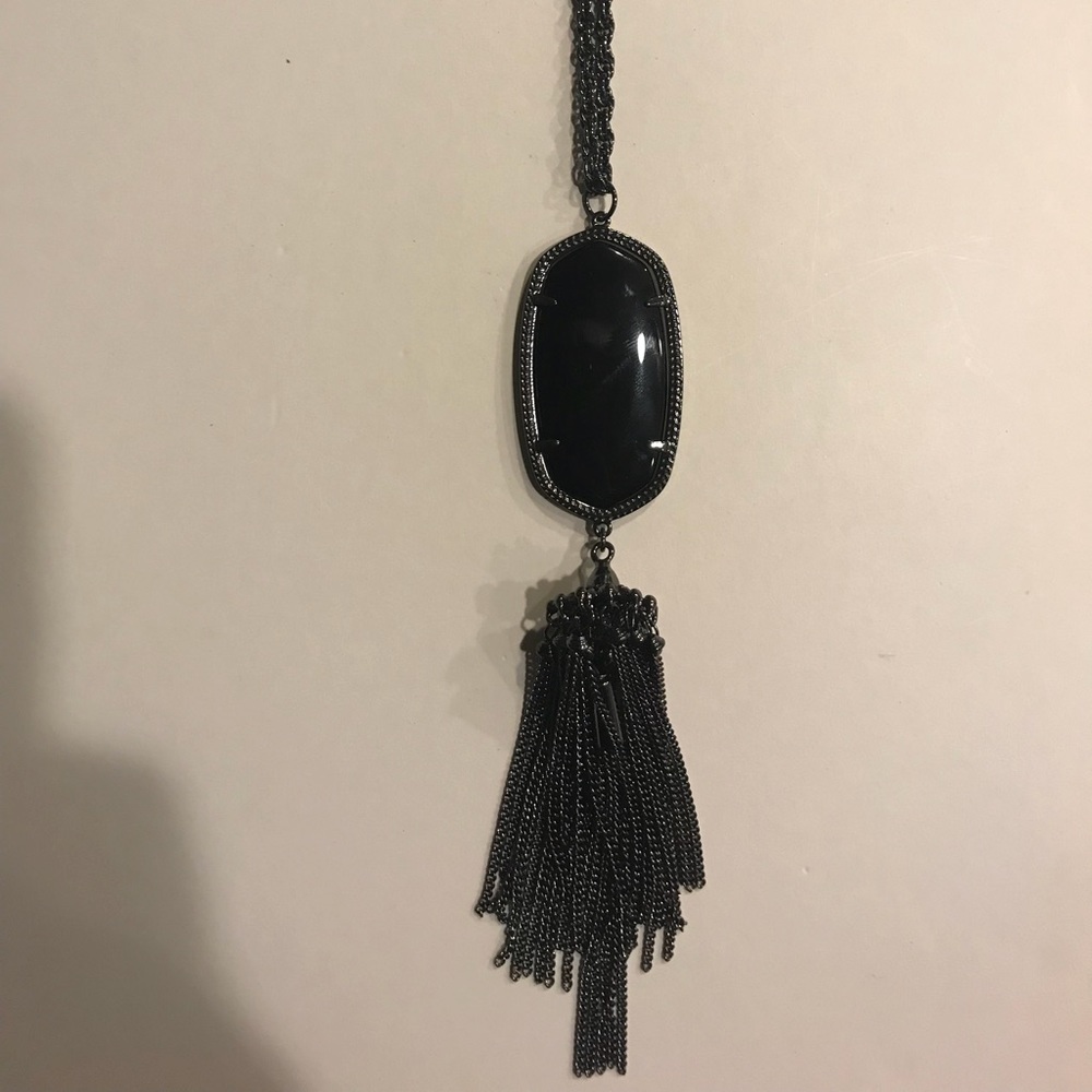 Kendra Scott Ryane necklace in Gun Metal